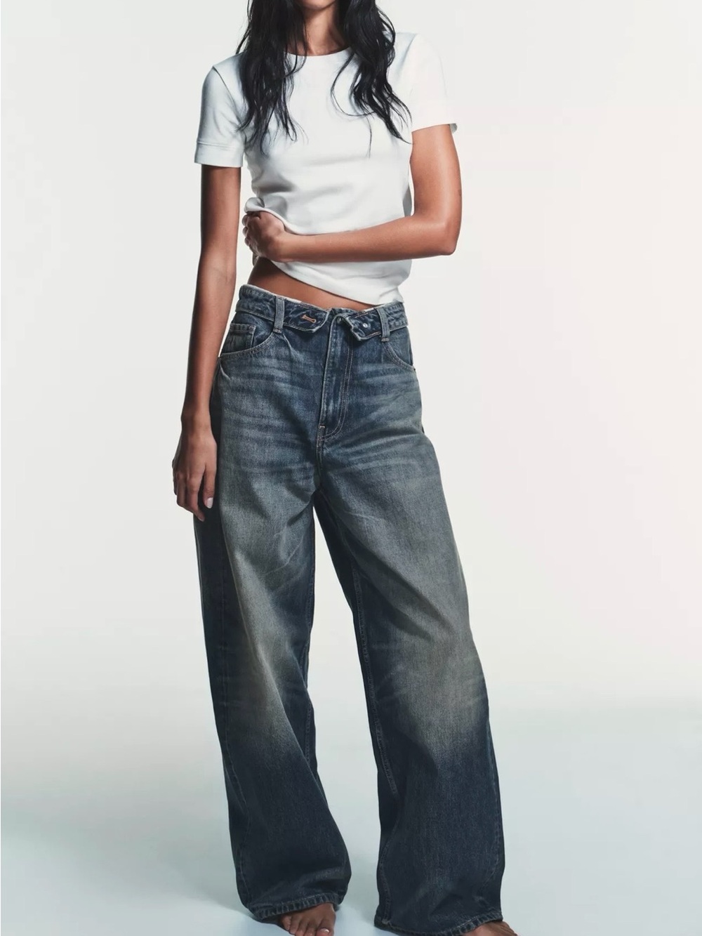 ZARA TRF MID-RISE FOLDED WAIST JEANS